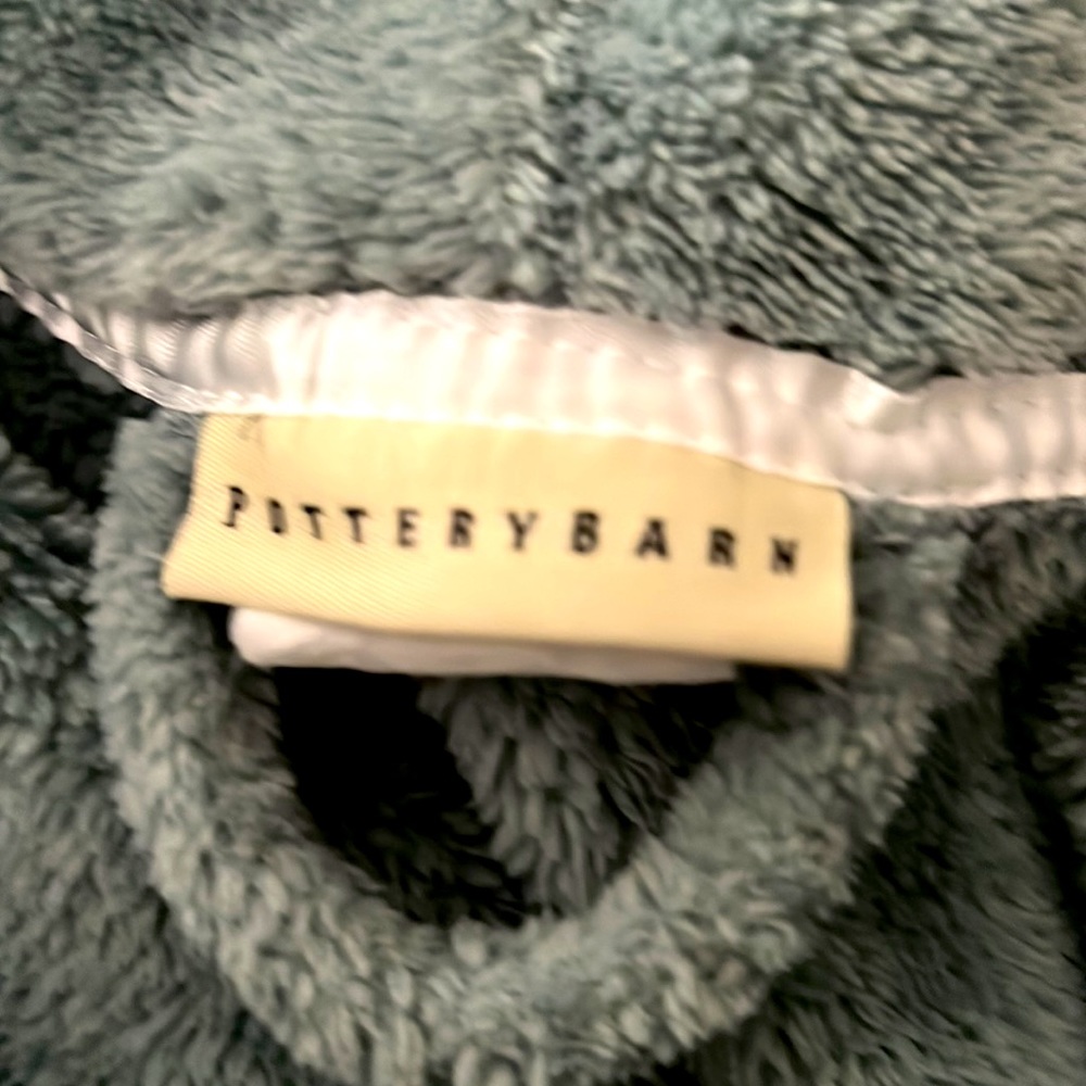 Pottery Barn Robe - Picture 2 of 3